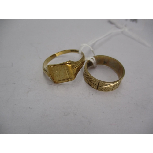 588 - Two 9ct Gold Rings, 5.36g