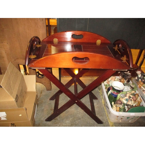 782 - Butlers Tray Coffee Table with Stand