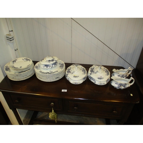 298 - Victorian Wedgwood & Co. 36 Piece Dinner Service