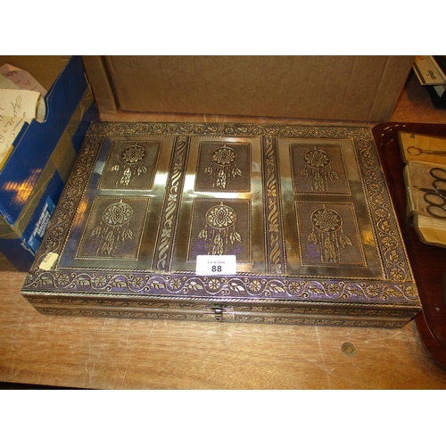 88 - Decorative Ring Box