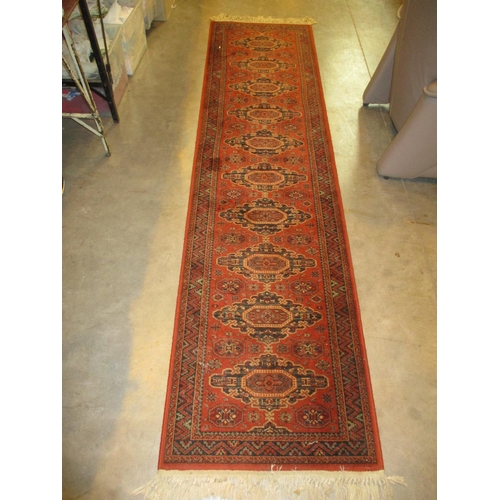 551 - Royal Keshan Runner, 270x68cm