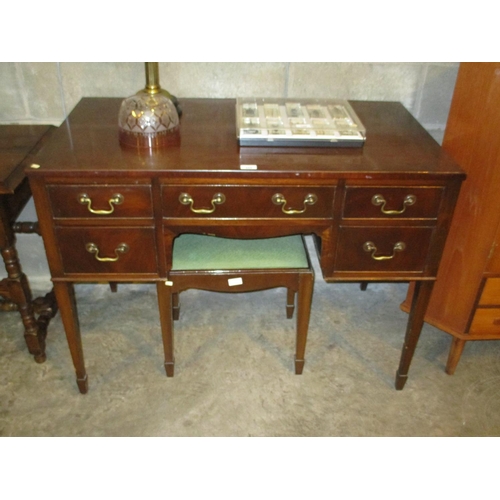 665 - Mahogany 5 Drawer Dressing Table with Stool, 106cm