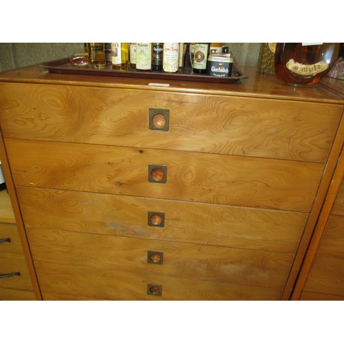 679 - Pair of Yew Wood Chests of 7 Drawers and Pair of Bedside Table all with Brass Recessed Handles, 70 a... 