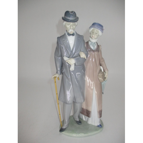 336 - Lladro Group of an Elderly Couple, No. 5677