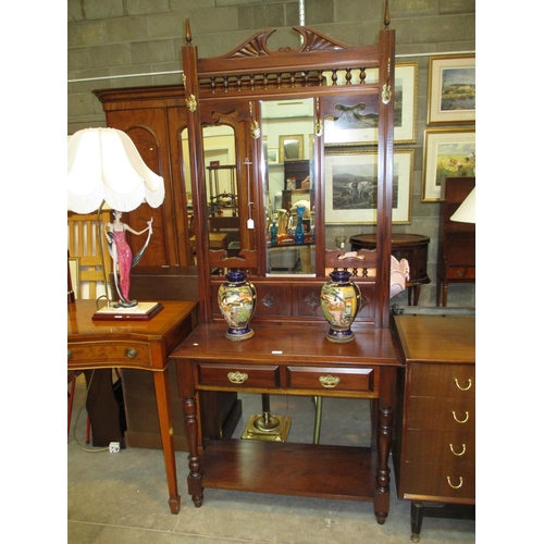 676 - Reproduction Mahogany Hallstand, 90cm