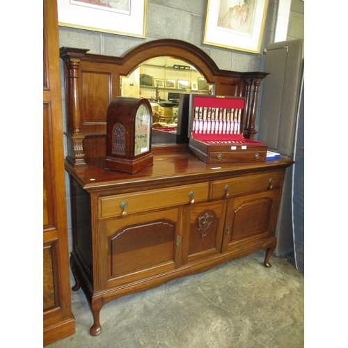 705 - 1920's Mahogany Mirror Back Sideboard, 168cm