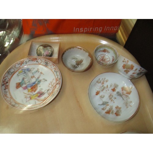 476 - Collection of Late 18th/Early 19th Century Chinese Export Porcelain Tea Bowls and Saucers etc