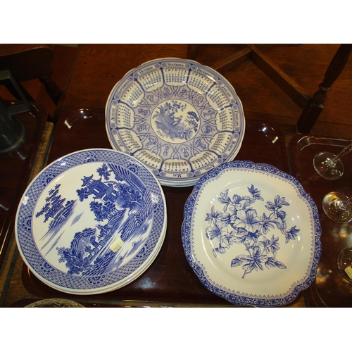 204 - Set of 12 Danbury Mint Spode Willow Pattern Series Plates and 8 Others