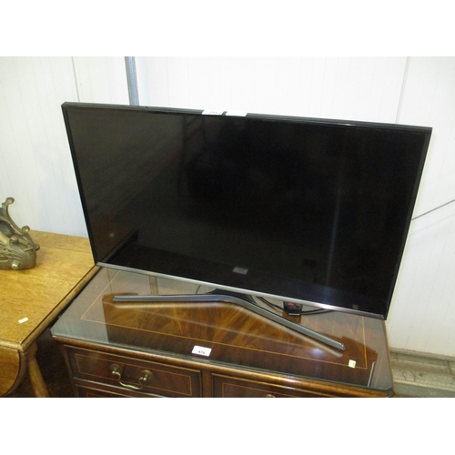 255 - Samsung 32in TV with Remote