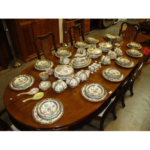 294 - Extensive Chinese Porcelain Dinner Service