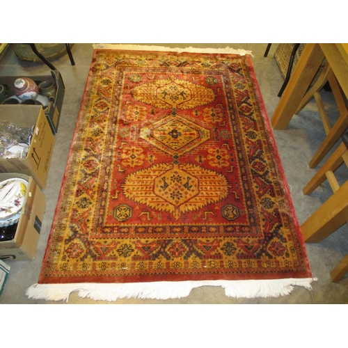 591 - Traditional Pattern Rug, 180x120cm