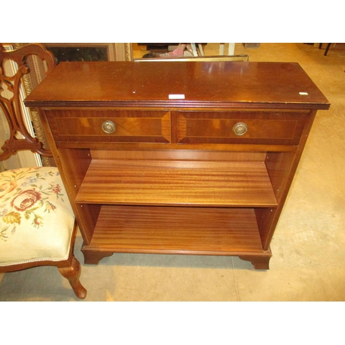 646 - Mahogany Bookshelves