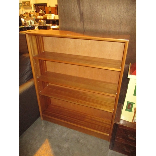 700 - Mahogany Bookshelves, 92cm