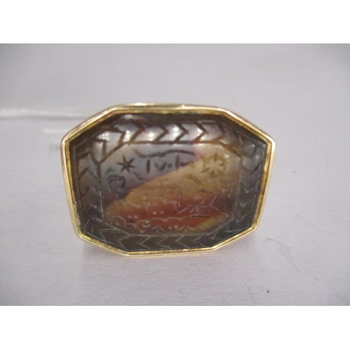 437 - Yellow Metal and Agate Seal Carved with Middle Eastern Text, 10.04g