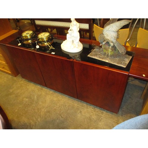 681 - Rosewood 8 Piece Dining Room Suite, Comprising a Sideboard, Extending Dining Table and 6 Chairs