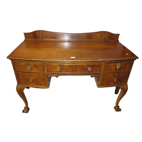 736 - Chippendale Style Mahogany 5 Drawer Dressing Table, 130x55cm