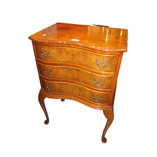 679 - Small Figured Walnut Chest of 3 Drawers ands a Nest of 3 Tables