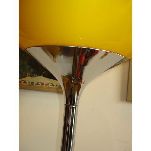 633 - Harvey Guzzini 1970's Bud Grande Space Age Standard Lamp, 167cm