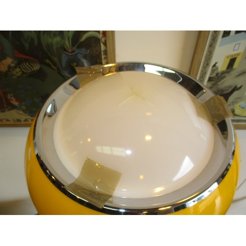 633 - Harvey Guzzini 1970's Bud Grande Space Age Standard Lamp, 167cm