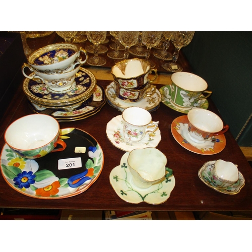 201 - Cauldon, Coalport and Other Cabinet Cups