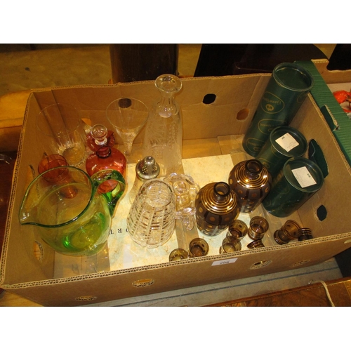 206 - Selection of Glasswares