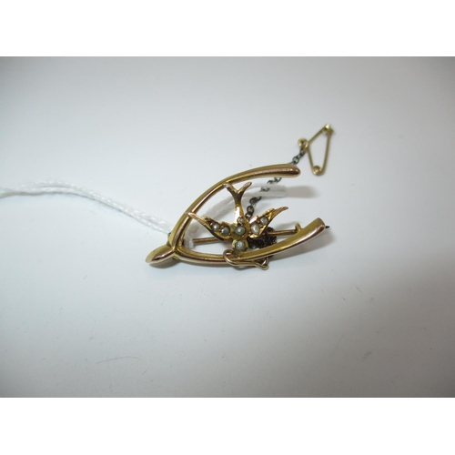 488 - 9ct Gold and Pearl Swallow and Wishbone Brooch, 1.64g