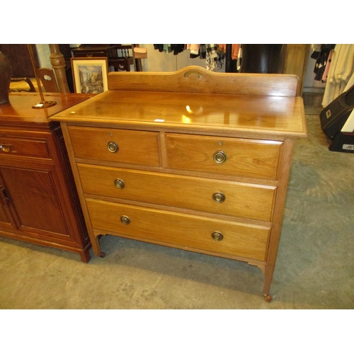 587 - 1920's Mahogany Chest of 4 Drawers, 106cm