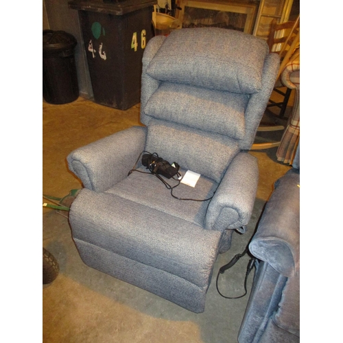 626 - Electric Riser Recliner Easy Chair