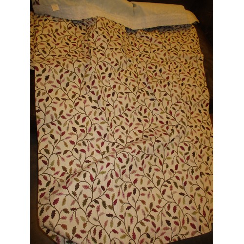 185 - Pair of Dunelm Lined Curtains, each 189cm drop x 126cm wide