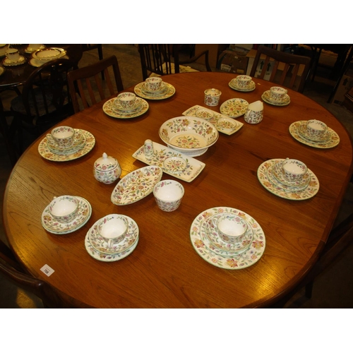 219 - Minton Haddon Hall Dinner Service, 49 pieces