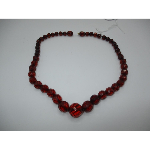 525 - Amber Coloured Faceted Bead Necklace with Screw Clasp