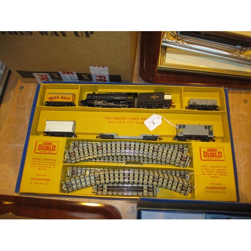 3 - Hornby Dublo LMR 2-8-0 Freight Train G25