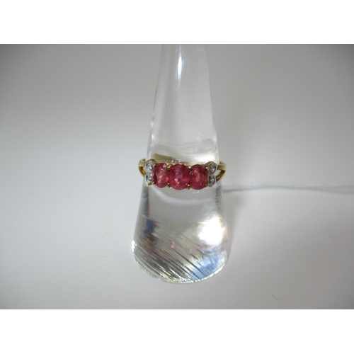 301 - 585 Gold Red and White Stone Ring, 2.11g, Size O