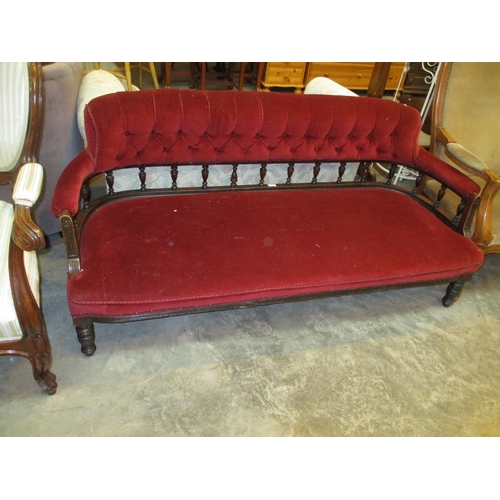 514 - Late Victorian Oak Spindle Back Occasional Settee