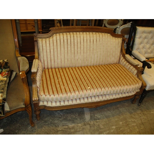 516 - Carved Walnut Parlour Settee