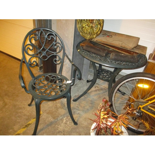 580 - Cast Metal Garden Table with Chair