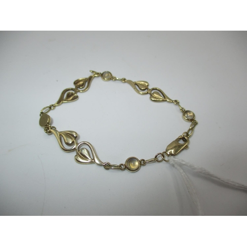 322 - 9ct Gold and Gem Set Bracelet, 4.83g