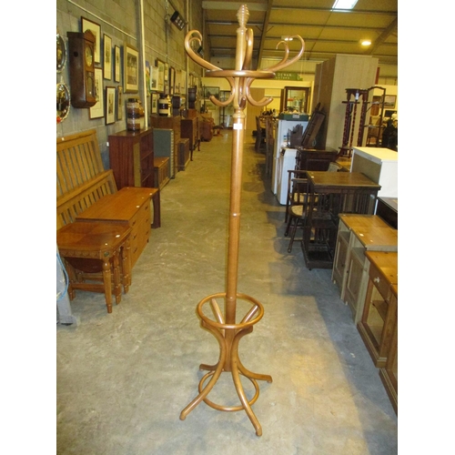 709 - Bentwood Hat Tree