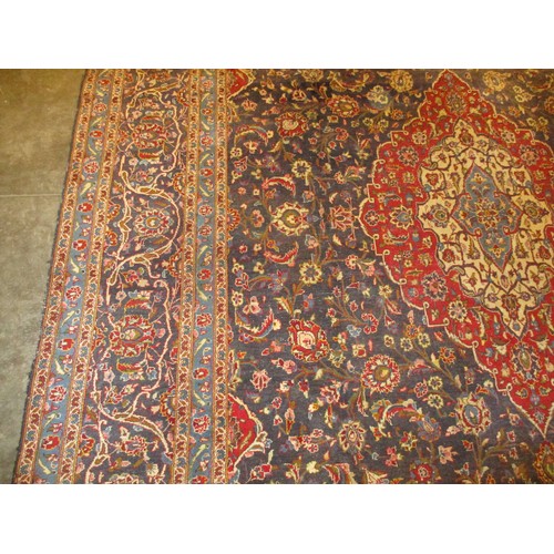 512 - Eastern Wool Carpet, 490x308cm, some wear