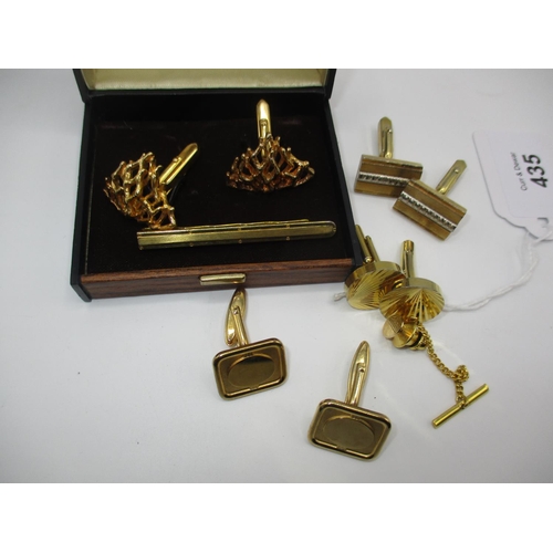 435 - 9ct Gold Lapel Stud, 0.38g, 3 Pairs of Cufflinks and a Tie Slide