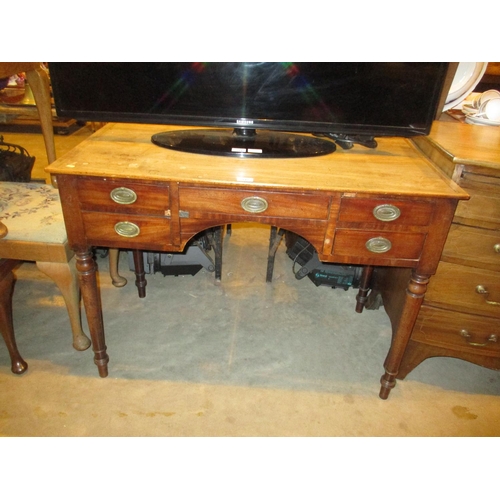 517 - 19th Century Mahogany 5 Drawer Writing Table, 101x51cm