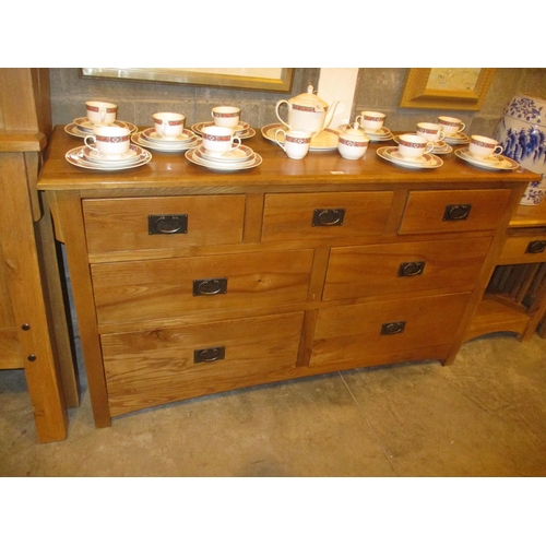 825 - Modern Oak Chest of 7 Drawers, 150cm