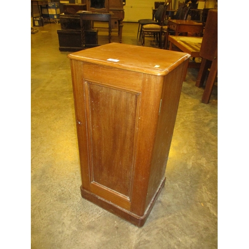 462 - Victorian Mahogany Bedside Cabinet, 38x32xm