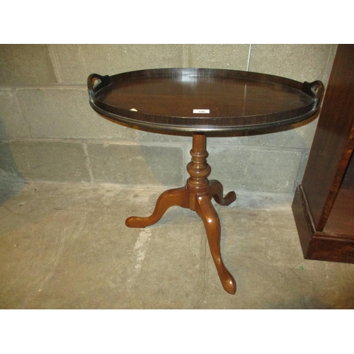 540 - Mahogany Oval Top Wine Table