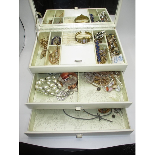 490 - Jewellery Case with Jewellery