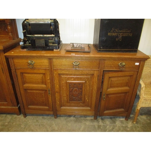 573 - Late Victorian Oak Sideboard, 151cm W, 51cm D, 94cm H