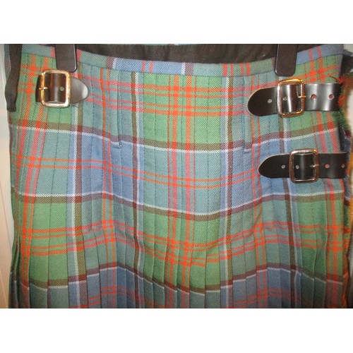 242 - Kilt