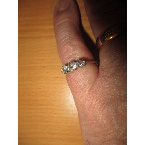 302 - 18ct Gold and Platinum 3 Stone Diamond Ring, 2.65g, Size M