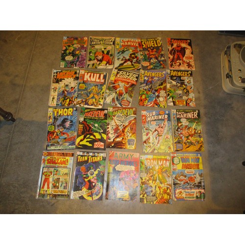 198 - Collection of Marvel and DC Comics