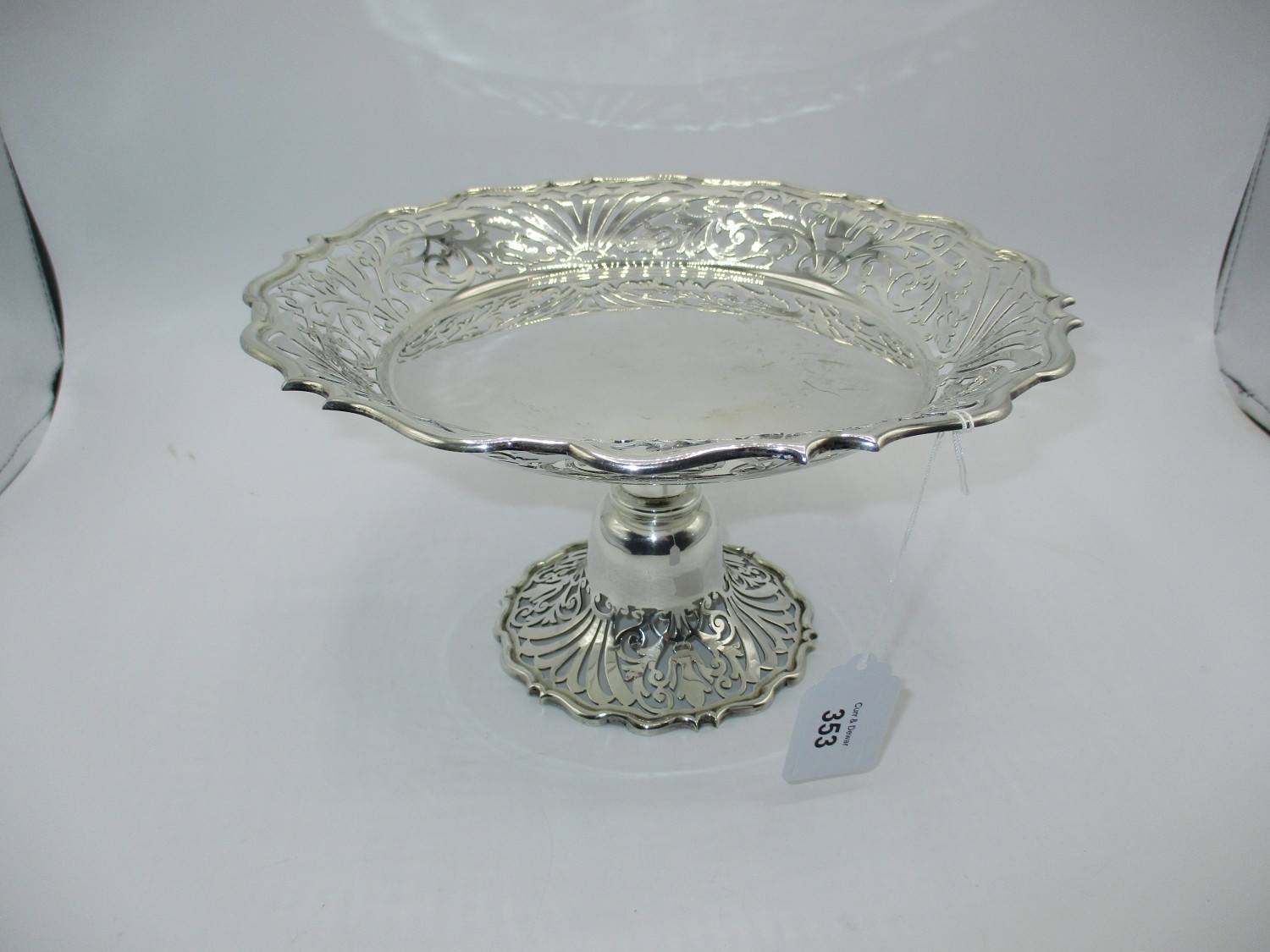 Hamilton & Inches Silver Pierced Border Comport, Edinburgh 1913, 24.5cm ...
